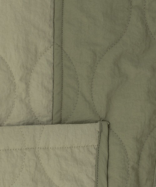 LOWRYS FARM（ローリーズファーム）の「キルティングブルゾン　903817（ミリタリージャケット・キッズ・ブラック/カーキ/アイボリー・110cm/120cm/130cm/140cm/150cm）」の11枚目の写真