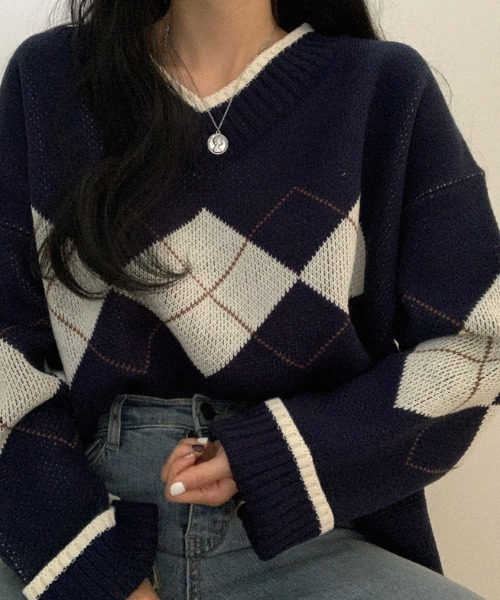 FREE STYLISTS(フリー スタイリスト)の「YUGA_YGMC アーガイル ニットセーター(ニット/セーター・レディース・ホワイト/ブルー/ネイビー/グリーン・FREE)」の3枚目の写真