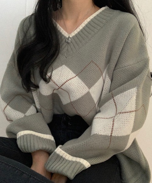 FREE STYLISTS(フリー スタイリスト)の「YUGA_YGMC アーガイル ニットセーター(ニット/セーター・レディース・ホワイト/ブルー/ネイビー/グリーン・FREE)」の2枚目の写真