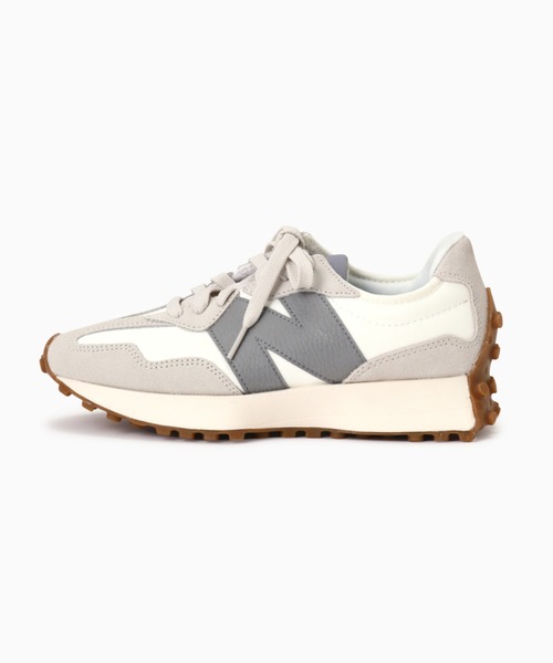 NEW BALANCE(ニューバランス)の「(NEW BALANCE)U327(スニーカー・レディース・ベージュ/グレー・25.0/24.0/23)」の1枚目の写真