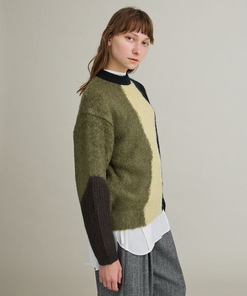 PUBLIC TOKYO(パブリックトウキョウ)の「ブロックカーブモヘアニット(ニット/セーター・レディース・ブラック/アイボリー・FREE)」の13枚目の写真