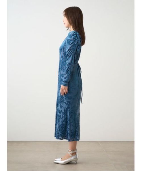 CELFORD（セルフォード）の「ベロアオパールナローワンピース