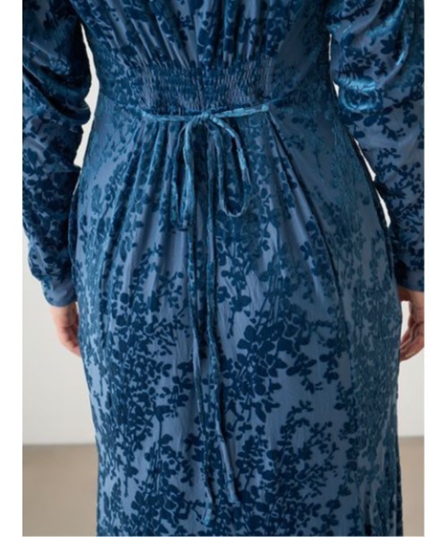 CELFORD（セルフォード）の「ベロアオパールナローワンピース