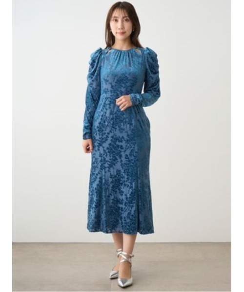 CELFORD（セルフォード）の「ベロアオパールナローワンピース