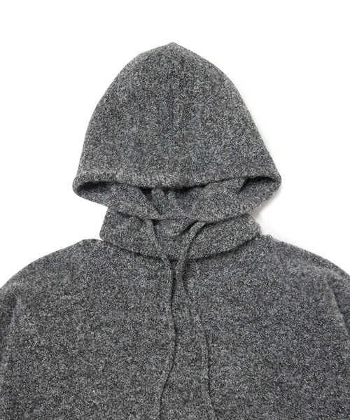 M TO R（ムウトアール）の「［TOPS］BOUCLE KNIT HOODIE UNISEX（ニット/セーター・レディース・チャコールグレー/ダークブラウン・40/38）」の19枚目の写真