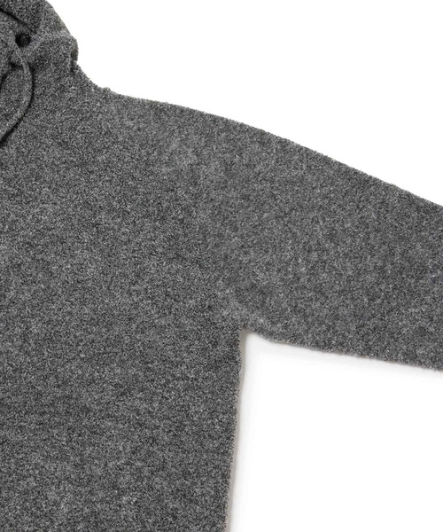 M TO R（ムウトアール）の「［TOPS］BOUCLE KNIT HOODIE UNISEX（ニット/セーター・レディース・チャコールグレー/ダークブラウン・40/38）」の21枚目の写真