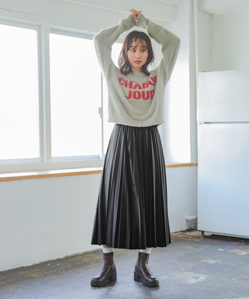 niko and...(ニコアンド)の「フェザーロゴニットプルオーバー(ニット/セーター・レディース・ブラック/ライトグレー/ブルー・LARGE/MEDIUM)」の5枚目の写真