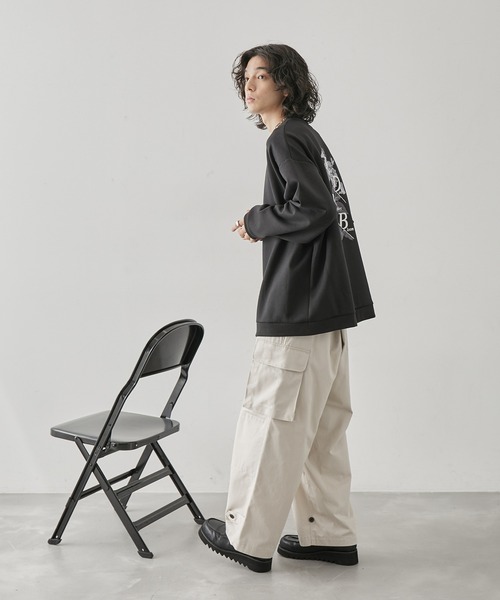 JUNRED（ジュンレッド）の「アソートグラフィックダンボールスウェット（スウェット・メンズ・ブラック系その他/チャコールグレー/グリーン/ブラック・S/M/L）」の21枚目の写真