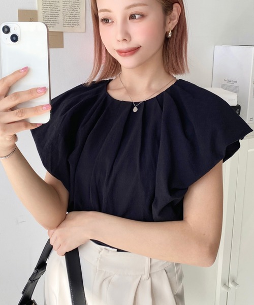 moment+(モーメントプラス)の「コットンワッシャーバルーンスリーブタックブラウス(シャツ/ブラウス・レディース・オフホワイト/ナチュラル/ブラック/ラベンダー/サックスブルー・M/L)」の12枚目の写真