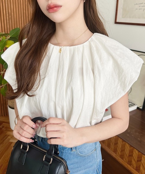 moment+(モーメントプラス)の「コットンワッシャーバルーンスリーブタックブラウス(シャツ/ブラウス・レディース・オフホワイト/ナチュラル/ブラック/ラベンダー/サックスブルー・M/L)」の16枚目の写真