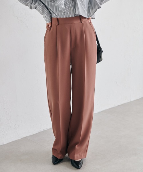 RANAN（ラナン）の「[低身長サイズ有]美脚シルエットセンタープレススラックス(股下66cm)(UVカット/防しわ)（スラックス・レディース・ライトピンク/ライトグレー/ブラック/チャコール/ロイヤルブルー/ブルーグリーン/ブラウン/ダークブルー/シルバーグレー/イエロー系その他・LL/S/M/L/3L）」の5枚目の写真