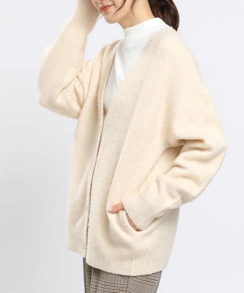 GLOBAL WORK Smile Seed Store（グローバルワーク スマイルシードストア）の「ストレッチブークレＶネックカーディガン/908052（カーディガン/ボレロ・レディース・チャコール/ライトグレー/モカ/アイボリー・LARGE/MEDIUM/X-LARGE/SMALL）」の7枚目の写真