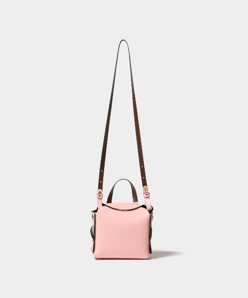 beautiful people（ビューティフルピープル）の「mini cake bag in    double sided cowhide（ショルダーバッグ・レディース・パープル/ピンク・FREE）」の5枚目の写真