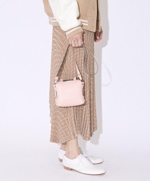 beautiful people（ビューティフルピープル）の「mini cake bag in    double sided cowhide（ショルダーバッグ・レディース・パープル/ピンク・FREE）」の8枚目の写真
