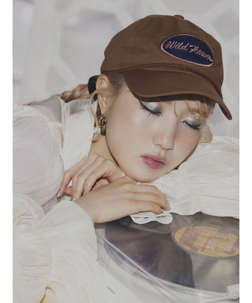 jouetie（ジュエティ）の「レトロロゴキャップ（キャップ・レディース・ブラウン/ネイビー・FREE）」の5枚目の写真