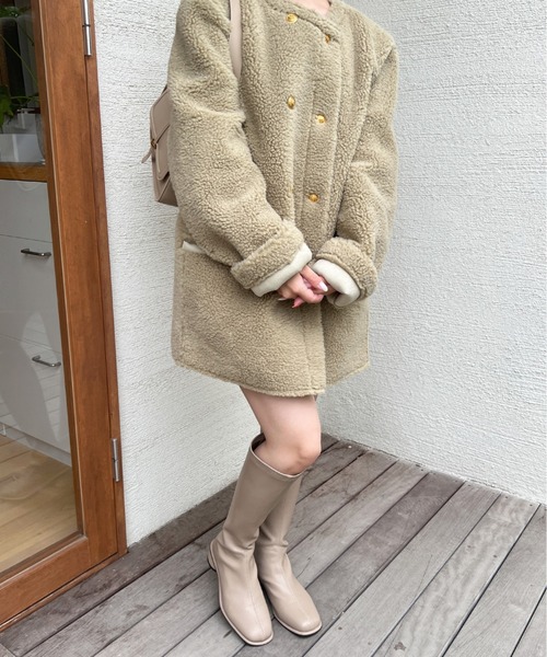 Olu.（オルドット）の「ダブルボタンボアコート（ノーカラージャケット