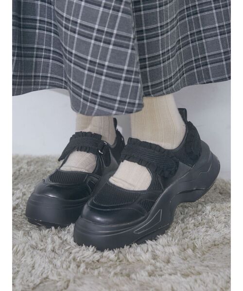 merry jenny（メリージェニー）の「フリルメッシュベルクロスニーカー（スニーカー・レディース・アイボリー/ブラック・LARGE/MEDIUM）」の16枚目の写真