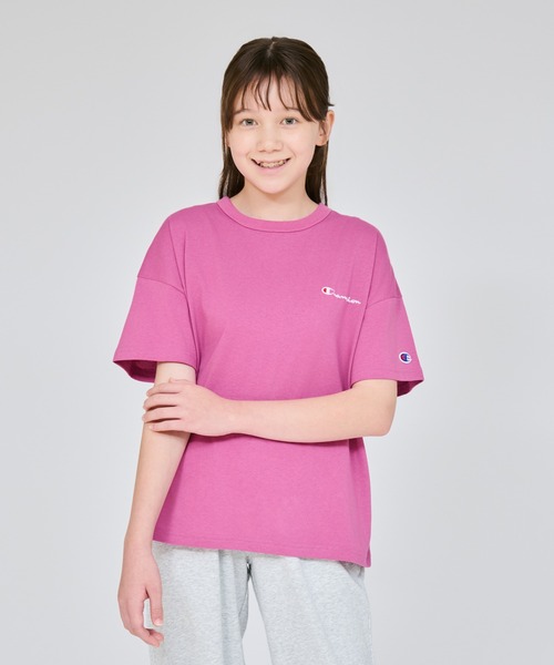 Champion（チャンピオン）の「【Champion/チャンピオン】キッズ ベーシック ショートスリーブTシャツ（Tシャツ/カットソー・キッズ・ネイビー/グリーン系その他/ゴールド/アクア/ブラック/オフホワイト/グレー/ライトブルー/ライトパープル・100/110/120/130/140/150/160）」の8枚目の写真