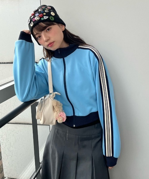 Birthday room(バースデイルーム)の「ショート丈ライントラックジャケット / short-length line track jacket(ブルゾン・レディース・ライトブルー/ネイビー/アイボリー/ブラック・FREE)」の18枚目の写真
