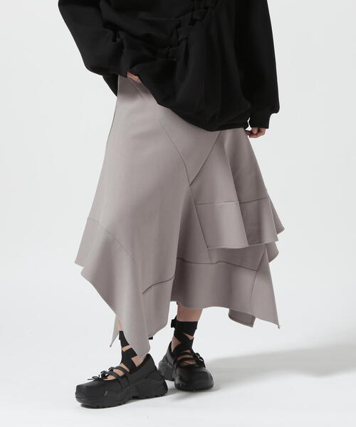 AULA(アウラ)の「AULA/アウラ/Random Flare Hem Skirt(スカート・レディース・シルバー/ブラック・F)」の3枚目の写真