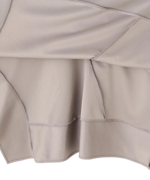 AULA(アウラ)の「AULA/アウラ/Random Flare Hem Skirt(スカート・レディース・シルバー/ブラック・F)」の4枚目の写真