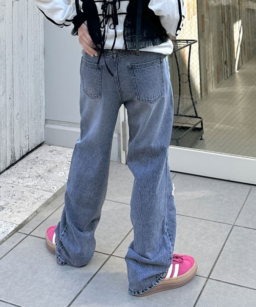 Alley by w closet（アリーバイダブルクローゼット）の「【Alley】パールリボン付きデニムパンツ（デニムパンツ・レディース・ブルー・FREE）」の5枚目の写真
