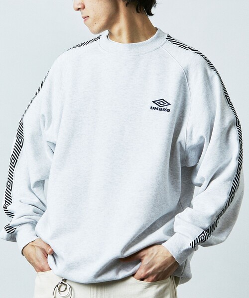 UMBRO（アンブロ）の「UMBRO/アンブロ 別注 Raglan Line Sweat/ラグランスリーブ ライン スウェット（スウェット・メンズ・ホワイト/ブラック/グレー/グリーン/ネイビー・MEDIUM/LARGE/X-LARGE）」の9枚目の写真