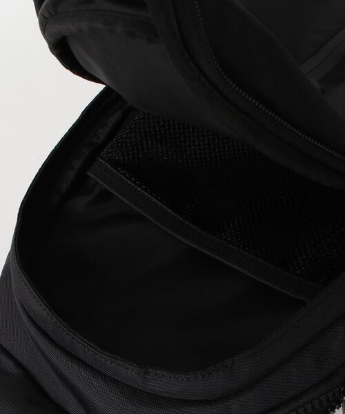 ☆送料・関税込☆KIRSH★POCKET UTILITY SLINGBAG★ KIRSH（キルシー）の「KIRSH POCKET UTILITY SLINGBAG/キルシー
