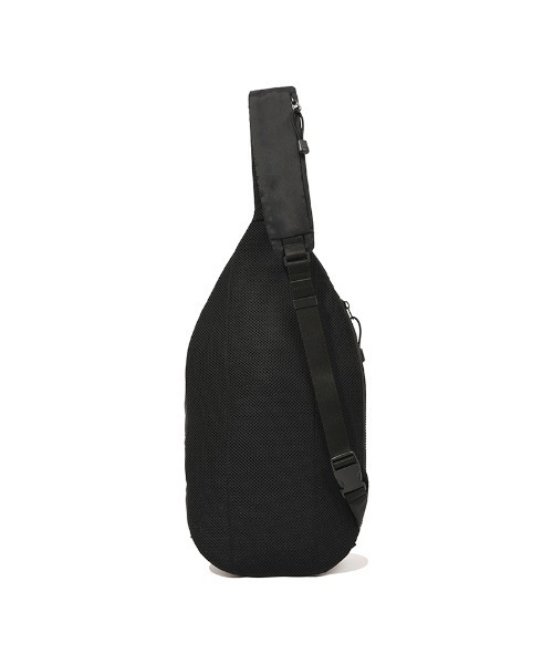 ☆送料・関税込☆KIRSH★POCKET UTILITY SLINGBAG★ KIRSH（キルシー）の「KIRSH POCKET UTILITY SLINGBAG/キルシー