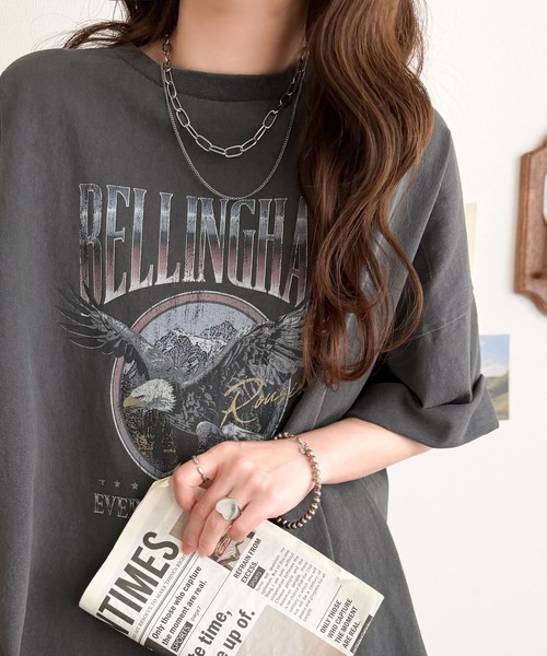 Java（ジャバ）の「【ロンT登場！】《JaVaジャバコラボ》ゆるっとカジュアルに着こなす。綿100%ピグメント加工グラフィックプリントTシャツ＆ロンT(半袖)(長袖)（Tシャツ/カットソー・レディース・A/E/C/D/B/G/F/ブラック系2/ブラック系3/ブラック系1・LARGE/MEDIUM/SMALL/X-LARGE）」の12枚目の写真