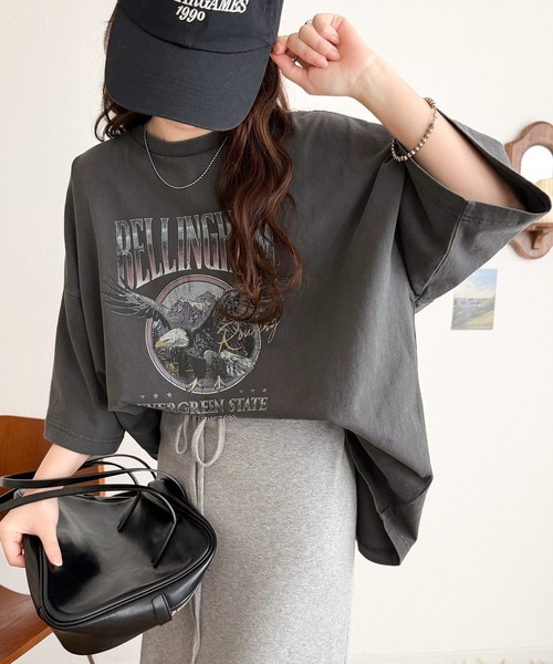 Java（ジャバ）の「【ロンT登場！】《JaVaジャバコラボ》ゆるっとカジュアルに着こなす。綿100%ピグメント加工グラフィックプリントTシャツ＆ロンT(半袖)(長袖)（Tシャツ/カットソー・レディース・A/E/C/D/B/G/F/ブラック系2/ブラック系3/ブラック系1・LARGE/MEDIUM/SMALL/X-LARGE）」の18枚目の写真