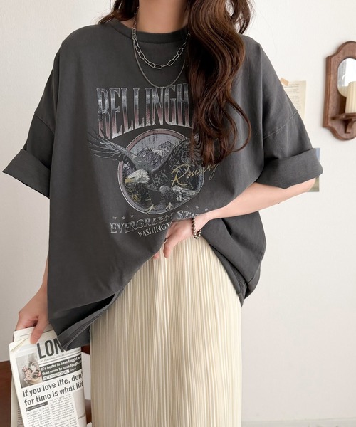 Java（ジャバ）の「【ロンT登場！】《JaVaジャバコラボ》ゆるっとカジュアルに着こなす。綿100%ピグメント加工グラフィックプリントTシャツ＆ロンT(半袖)(長袖)（Tシャツ/カットソー・レディース・A/E/C/D/B/G/F/ブラック系2/ブラック系3/ブラック系1・LARGE/MEDIUM/SMALL/X-LARGE）」の17枚目の写真