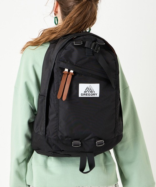 GREGORY(グレゴリー)の「DAYPACK DSP / デイパック ダブルサイドポケット / デザートサンド(バックパック/リュック・メンズ・サンドベージュ・FREE)」の11枚目の写真