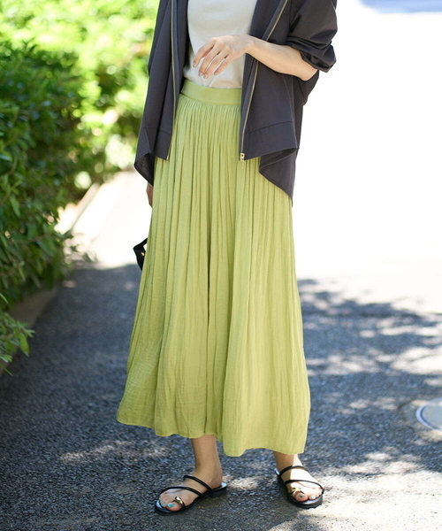 a.v.v（アーヴェヴェ）の「【洗える/イージーケア】落ち感ギャザースカンツ（その他パンツ・レディース・ブルー/ベージュ/ダークグレー/グリーン/オレンジ/ブラウン/レッド/ネイビー/サンドベージュ/ダークグリーン・38/40/36/42/34）」の6枚目の写真