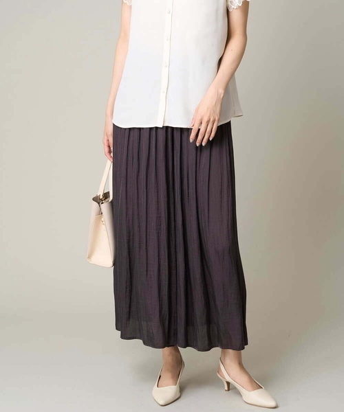 a.v.v（アーヴェヴェ）の「【洗える/イージーケア】落ち感ギャザースカンツ（その他パンツ・レディース・ブルー/ベージュ/ダークグレー/グリーン/オレンジ/ブラウン/レッド/ネイビー/サンドベージュ/ダークグリーン・38/40/36/42/34）」の2枚目の写真