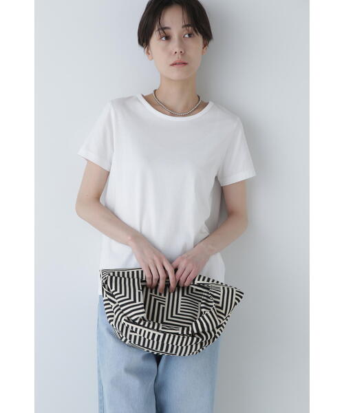 human woman(ヒューマンウーマン)の「◆オーガニック綿天竺半袖Tシャツ(Tシャツ/カットソー・レディース・ネイビー/ホワイト・LARGE/MEDIUM)」の4枚目の写真