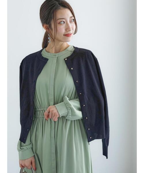 Te chichi(テチチ)の「12G金釦天竺クルーカーディガン(カーディガン/ボレロ・レディース・ブラック/オフホワイト/ブルー/グレー/ピンク・F)」の1枚目の写真