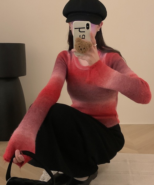 LAFFMO（ラフモ）の「グラデーションリブニット（ニット/セーター・レディース・ブラウン/レッド/グレー・F）」の22枚目の写真