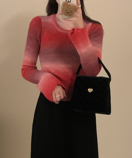 LAFFMO（ラフモ）の「グラデーションリブニット（ニット/セーター・レディース・ブラウン/レッド/グレー・F）」の16枚目の写真