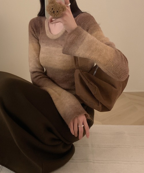 LAFFMO（ラフモ）の「グラデーションリブニット（ニット/セーター・レディース・ブラウン/レッド/グレー・F）」の18枚目の写真