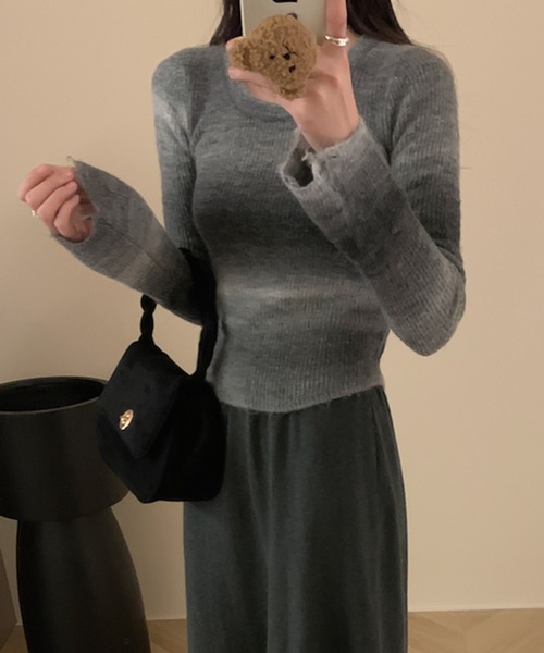 LAFFMO（ラフモ）の「グラデーションリブニット（ニット/セーター・レディース・ブラウン/レッド/グレー・F）」の6枚目の写真