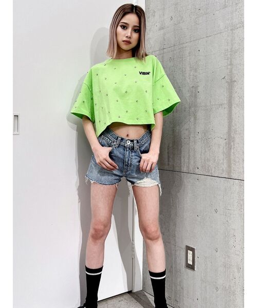 GYDA（ジェイダ）の「ハイウエスト LEFT HEM ダメージデニム ショートパンツ（デニムパンツ・レディース・ブルー/ライトブルー・X-SMALL/SMALL/MEDIUM）」の10枚目の写真