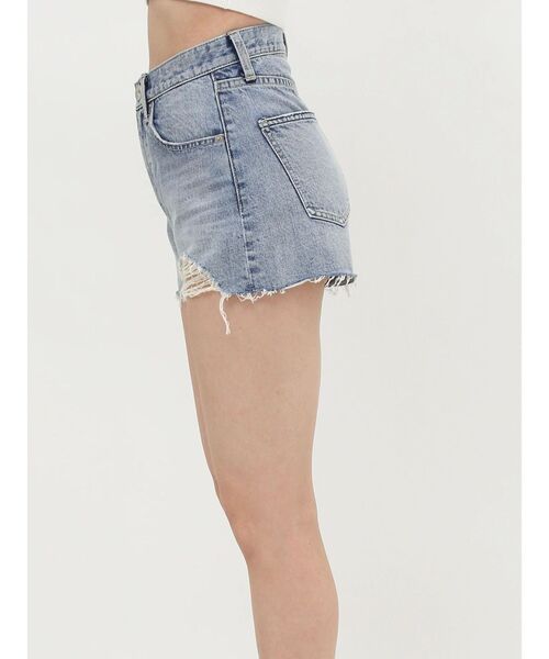 GYDA（ジェイダ）の「ハイウエスト LEFT HEM ダメージデニム ショートパンツ（デニムパンツ・レディース・ブルー/ライトブルー・X-SMALL/SMALL/MEDIUM）」の18枚目の写真