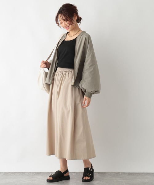 GLOBAL WORK（グローバルワーク）の「Beauteeラメタンク/987162（タンクトップ・レディース・アイボリー/ダークブルー/ブラウン/ブラック/ライトグレー/ブラック×シルバー/ネイビー・MEDIUM/LARGE）」の18枚目の写真