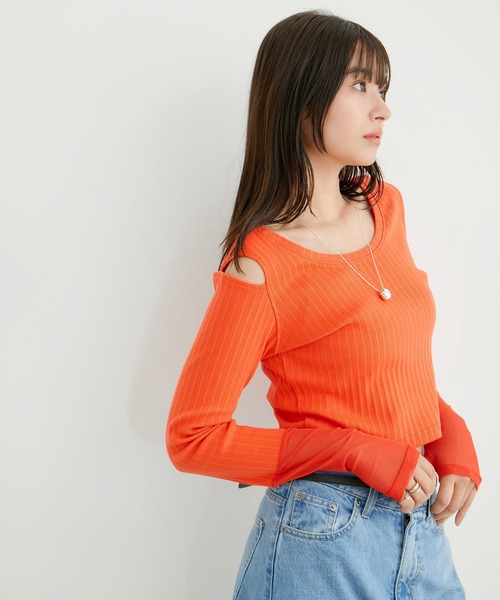 VIS（ビス）の「ショルダーカットアウトショート丈プルオーバー（Tシャツ/カットソー・レディース・チャコールグレー/ホワイト/オレンジ系その他2・FREE）」の6枚目の写真