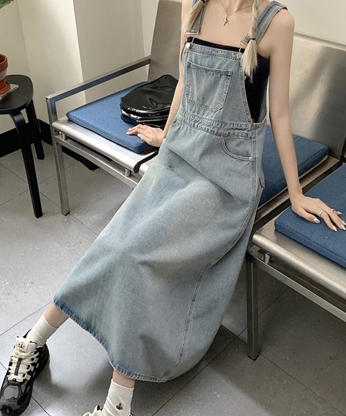 aimoha（アイモハ）の「デニムスカートオーバーオール（サロペット/オーバーオール・レディース・ブルー・LARGE/MEDIUM/SMALL）」の2枚目の写真