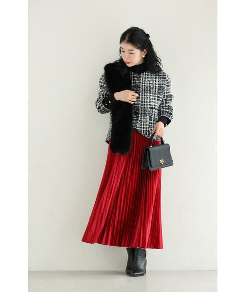 cawaii(カワイイ)の「落ち感美しい 光沢プリーツスカート(スカート・レディース・ゴールド/シルバー/ブルー/ネイビー/シルバー系1/スモークピンク/ブラウン/レッド・FREE)」の15枚目の写真