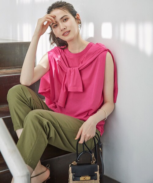 23区 S（ニジュウサンクチイサイサイズ）の「【SLOW/一部店舗限定】シアーツイストシングルジャージー ノースリーブ カットソー（Tシャツ/カットソー・レディース・ブラック系/グレー系/ベージュ系/ローズ系・32）」の10枚目の写真