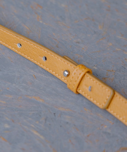 SINSS（シンス）の「Mini shoulder bag /ミニショルダーバッグ（ショルダーバッグ・メンズ・ブラック/レッド/ナチュラル/ダークブラウン/ウッド/ブラック系その他/ブラウン系その他/チャコール/ブラウン・FREE）」の15枚目の写真