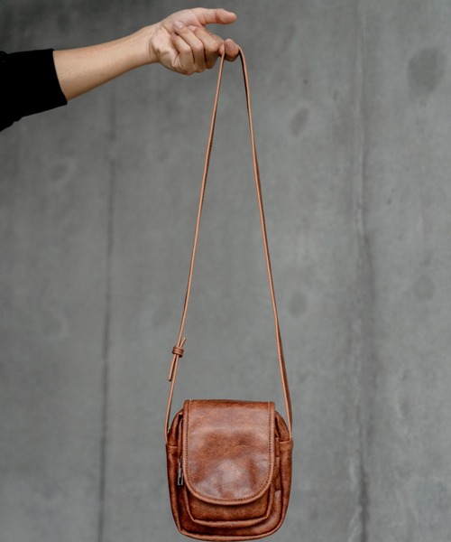 セール】Synthetic leather mini shoulder bag / シンセティック